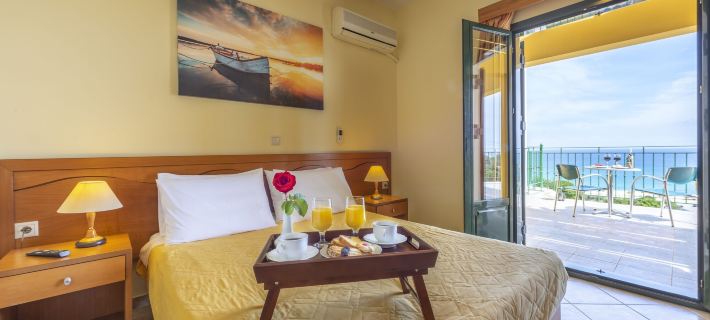 Summer Sun Hotels in Kefalonia