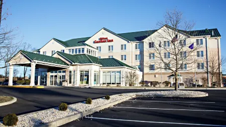 Hilton Garden Inn Gettysburg Отели в г. Боннеовилл