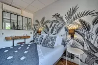 Hôtel le Provence Hotels in Auriol