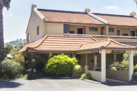 The Beachcomber Hotel فنادق في 