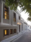 Tripodon Plaka in the Shade of Acropolis by Ghh - Bungalows