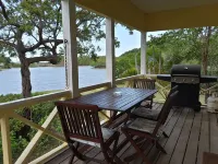 Yepton Estate Cottages فنادق في Five Islands Village