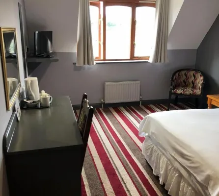 The Airman Hotel Hotels in Henlow