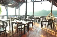 婆羅洲天然蘇克畢麗特山林小屋