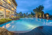 Swiss-Belresort Belitung - Beach