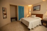 Luna Azul by Uvas Hotels near Chen Tuk Park