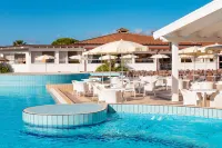 Tirreno Resort - Pools