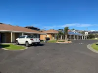 Quays Motel San Remo - parking