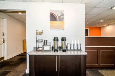 Motel 6 Newark, De Отели рядом с Аэропорт Ньюкасла