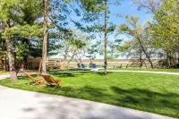 New Listing! Water Views w/ Hot Tub & Sauna