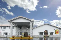 Super 8 by Wyndham Gallipolis Pt Pleasant Area Hotels in Gallia County