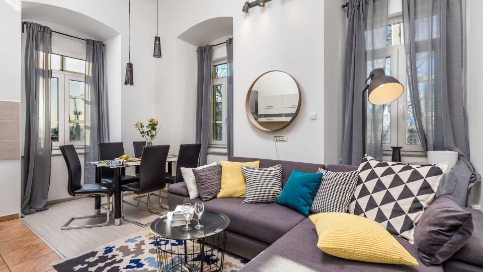 Molo Longo Apartments