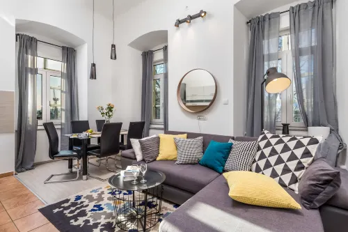 Molo Longo Apartments - 4-Star