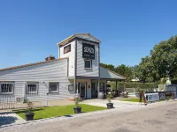Brit Hotel Confort Manosque Cadarache Hotels in Manosque