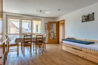 페리엔보눙 바임 유로파-파크 러스트