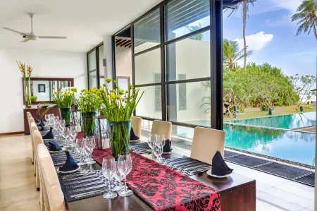 Mirissa Beach Villa Отели рядом с достопримечательностью «Whale watching Mirissa with Geeth»