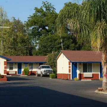 Sycamore Inn Chico University Area