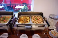 Front One Resort Jogja - sarapan