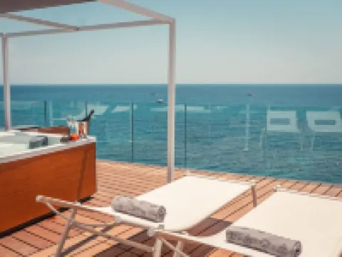 Nautilus Hotel Hotele w: Giardini Naxos