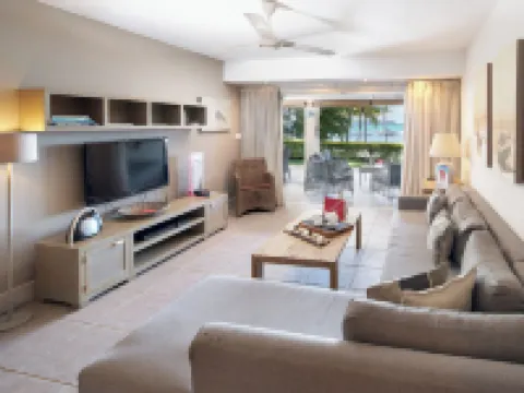 Cape Point Seafront Suites & Penthouse by Lov Hotels near Gabriel Island,Flat Island&Gunner's Quoin