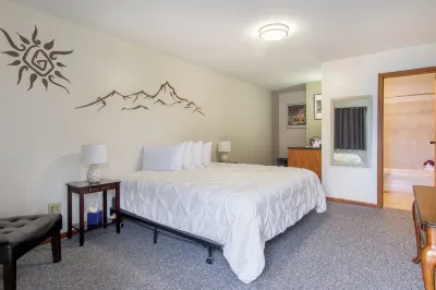 The Pioneer Motel Hotels in Butte
