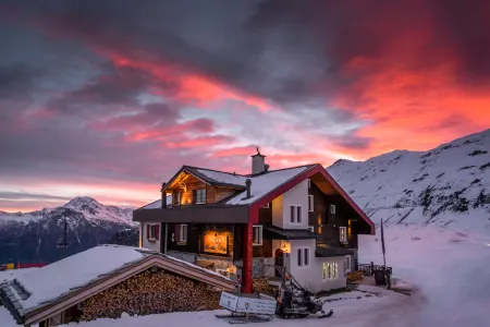 Hamilton Lodge & Spa