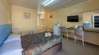 Matilda Motel Hotels in Winton