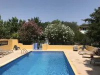 Résidence les Caraibes Hotels in Sérignan