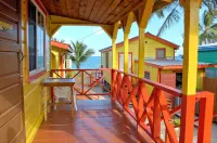 Julia´s Cabanas Hotels in Placencia