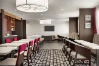 DoubleTree by Hilton Hotel Toronto Airport West - Baarit