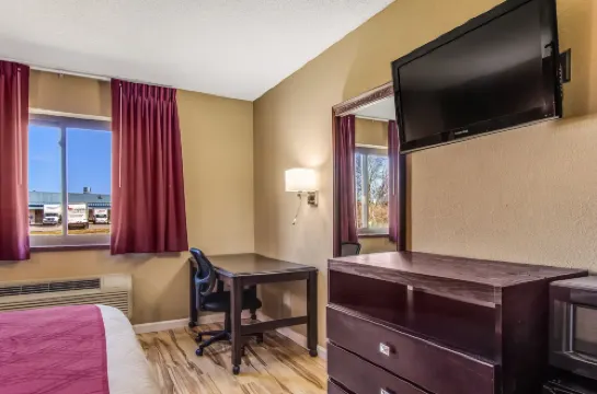 伊克諾旅館 謝爾比縣酒店