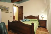 Terre Del Cantico Country House Hotels in Cannara