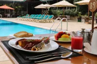 Maanzoni Lodge - breakfast