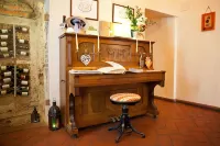 Osteria Senza Fretta Rooms for Rent Hotels in Busca