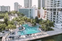 DoubleTree Resort by Hilton Hollywood Beach - Beach