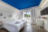 Welikehotel Triton Beach Hotels in Cala Ratjada