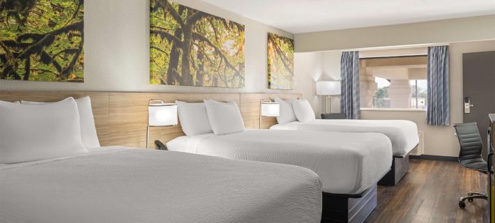 Days Inn & Suites by Wyndham Byram Hotels in Hinds County