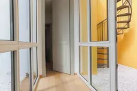 Lakefront Contemporary - by My Home in Como