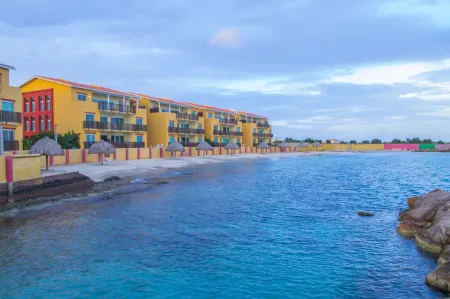 Palapa Beach Resort Curacao