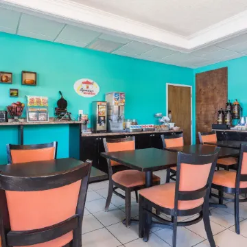 Super 8 by Wyndham Augusta