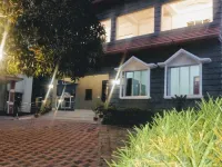 Lake Side Resort Neermahal Hotel a Sipahijala