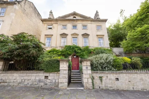 The Admirals House - Central Bath & Free Parking - Parvekkeita