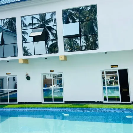 Jet Beach & Hotel