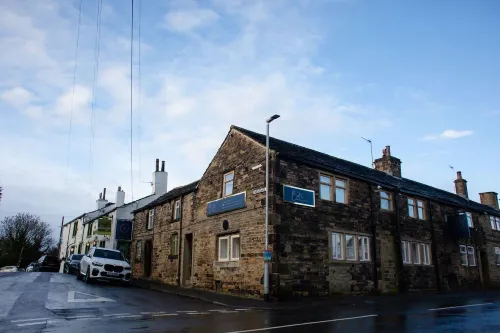Black Horse Inn Hotels in Brighouse