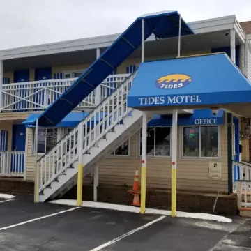 Tides Motel - Hampton Beach