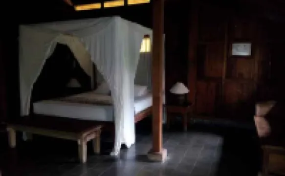 Tembi - Historical Home