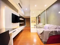 Best City View 2Br Apartment at Tamansari la Grande