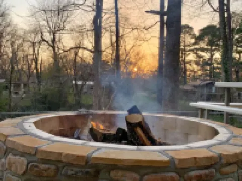 Riverbend Serenity Cabins Hotels in Cleburne County