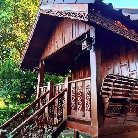 Natura Ravee Greenstay