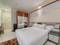 Good Choice Studio Apartment At Sentraland Semarang - Condos